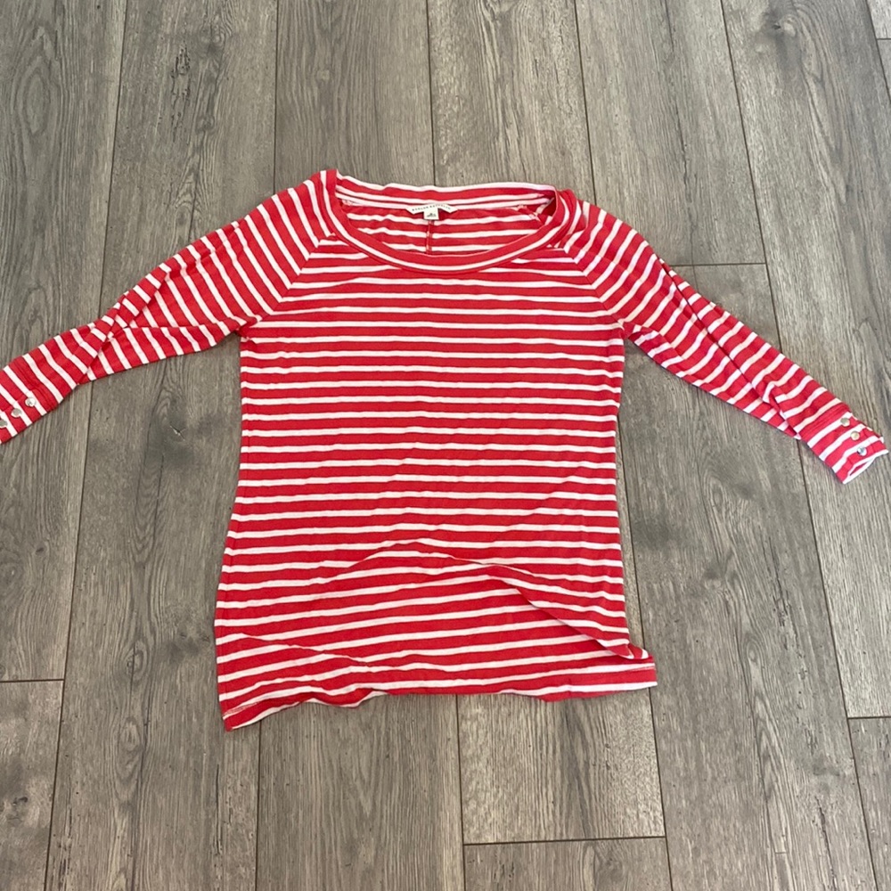 Striped 3/4 sleeve shirt